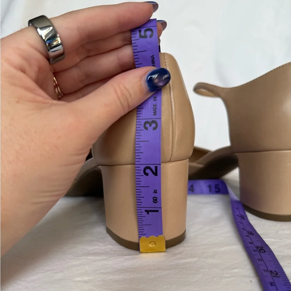 Anne Klein Beige and Black Pearle Block Heel Dress Pumps Size 9 M - Picture 10 of 10